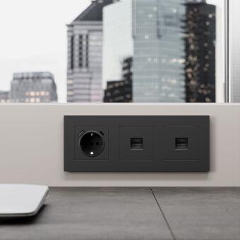 Розетка Werkel W5120108 черный матовый