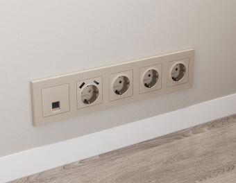 Розетка Ambrella Volt MA372005