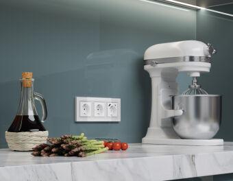 Розетка Ambrella Volt MA110010