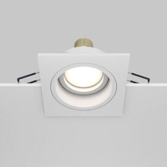 Встраиваемый светильник Maytoni Technical DL026-2-01W