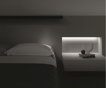 Светильник на шине Maytoni Technical TR100-2-2W3K-S-B