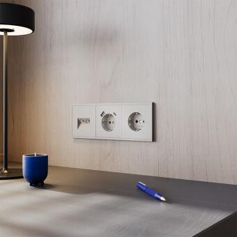 Розетка VOLTUM VLS040503