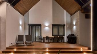 Светильник настенный Maytoni O044WL-02B