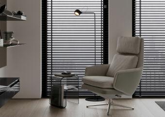 Торшер Freya FR5606FL-L9B