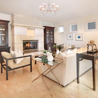 Подвесная люстра Eurosvet 3637/7 белый с золотом/прозрачный хрусталь Strotsk