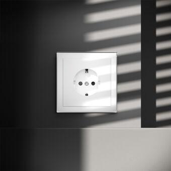 Розетка VOLTUM VLS040201